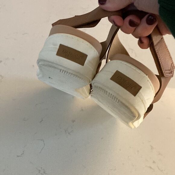 Dr. Scholl’s Faux Leather Tan Strappy Time Off Sea Velcro Closure Sandals 9M - Picture 6 of 8